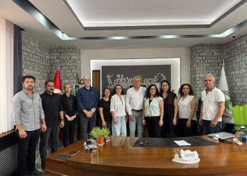 Bursa Veteriner Hekimler Odası, Tabip Odası ve TMMOB Bileşenlerinden Harmancık Belediyesi’ne Yangın Sonrası Ortak Ziyaret